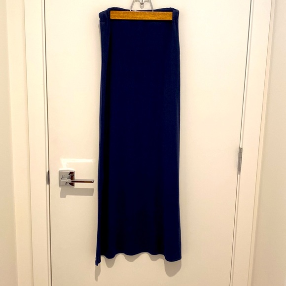 Italia women top and skirt (one set) - Picture 7 of 10